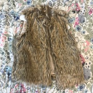 Fur vest